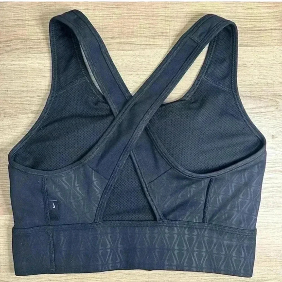 Nike Dri-FIT Swoosh Black Crossback sports Bra DM0553 010 - Picture 2 of 4